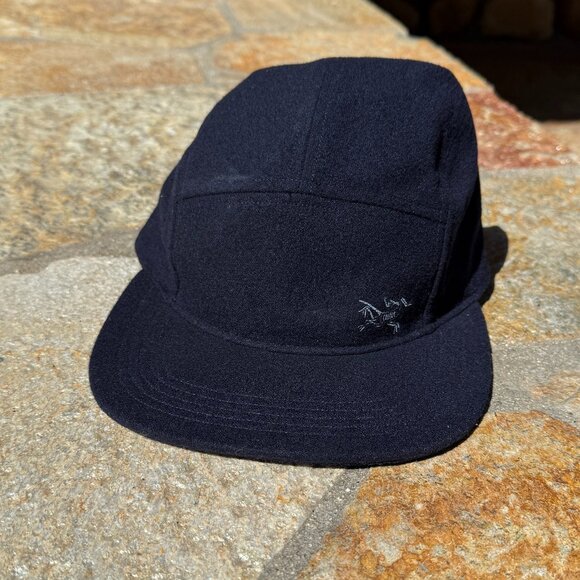 Arc'teryx Wool Calidum 5-Panel Hat - Picture 1 of 4